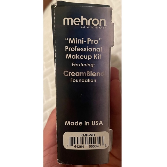 "Mini-Pro" Professional Makeup Kit - Mehron Makeup - Picture 3 of 6